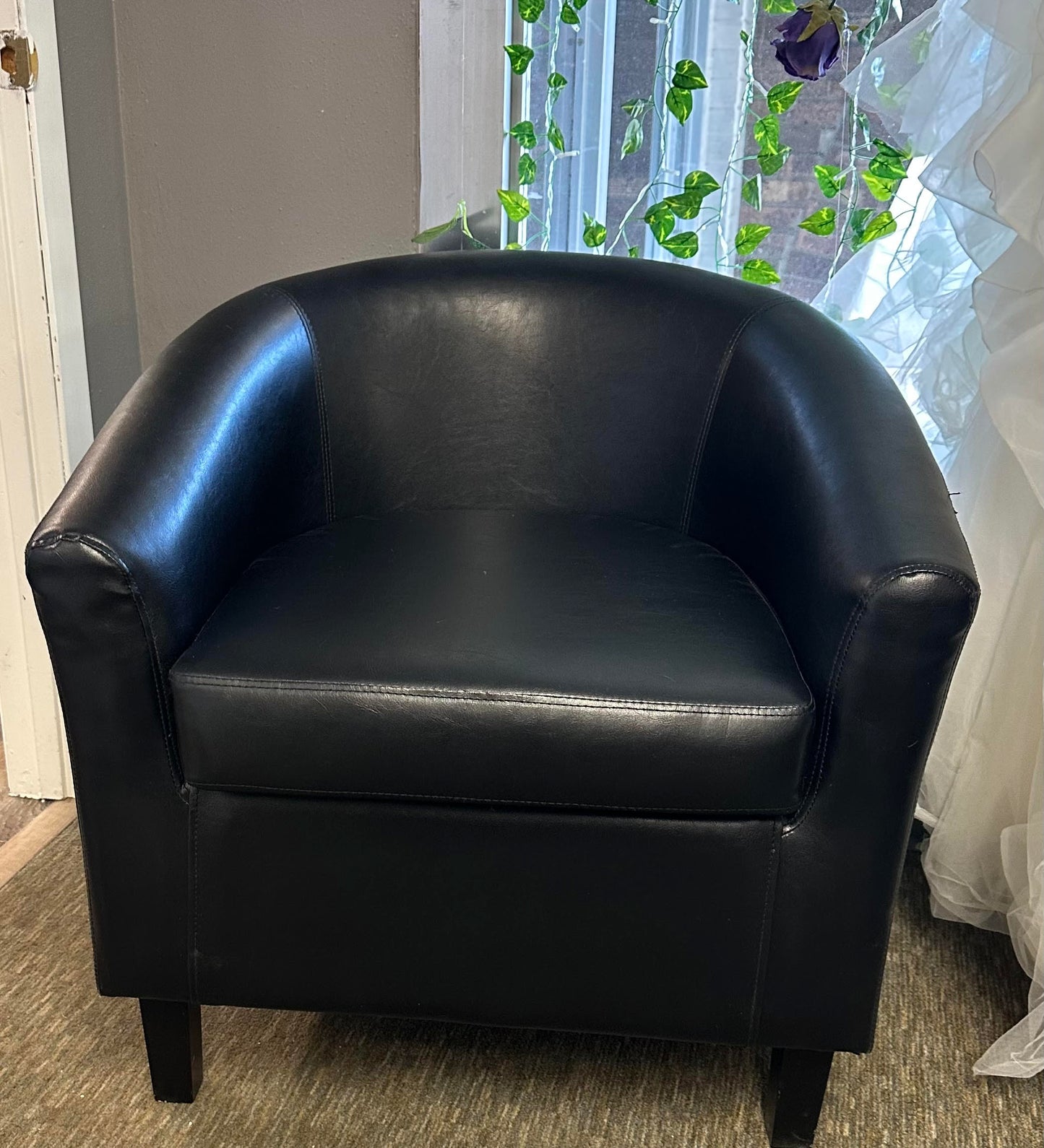 Black Accent Chairs